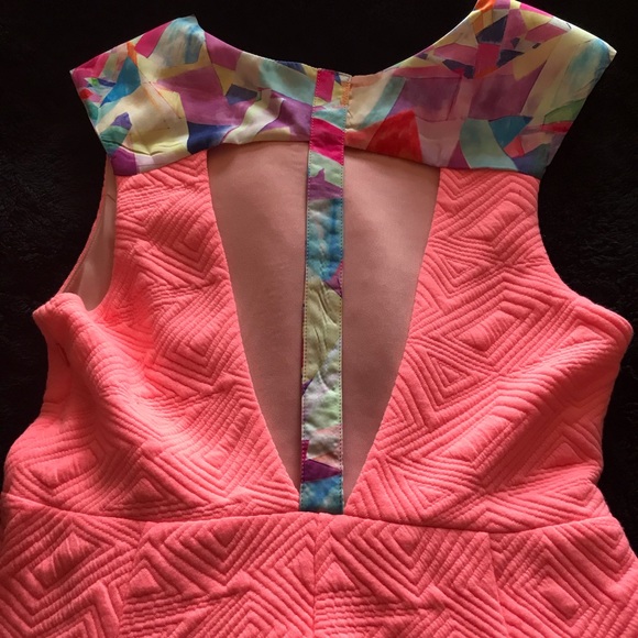 BRAND NEW Coral Dress with multi-color pleats - Picture 7 of 7